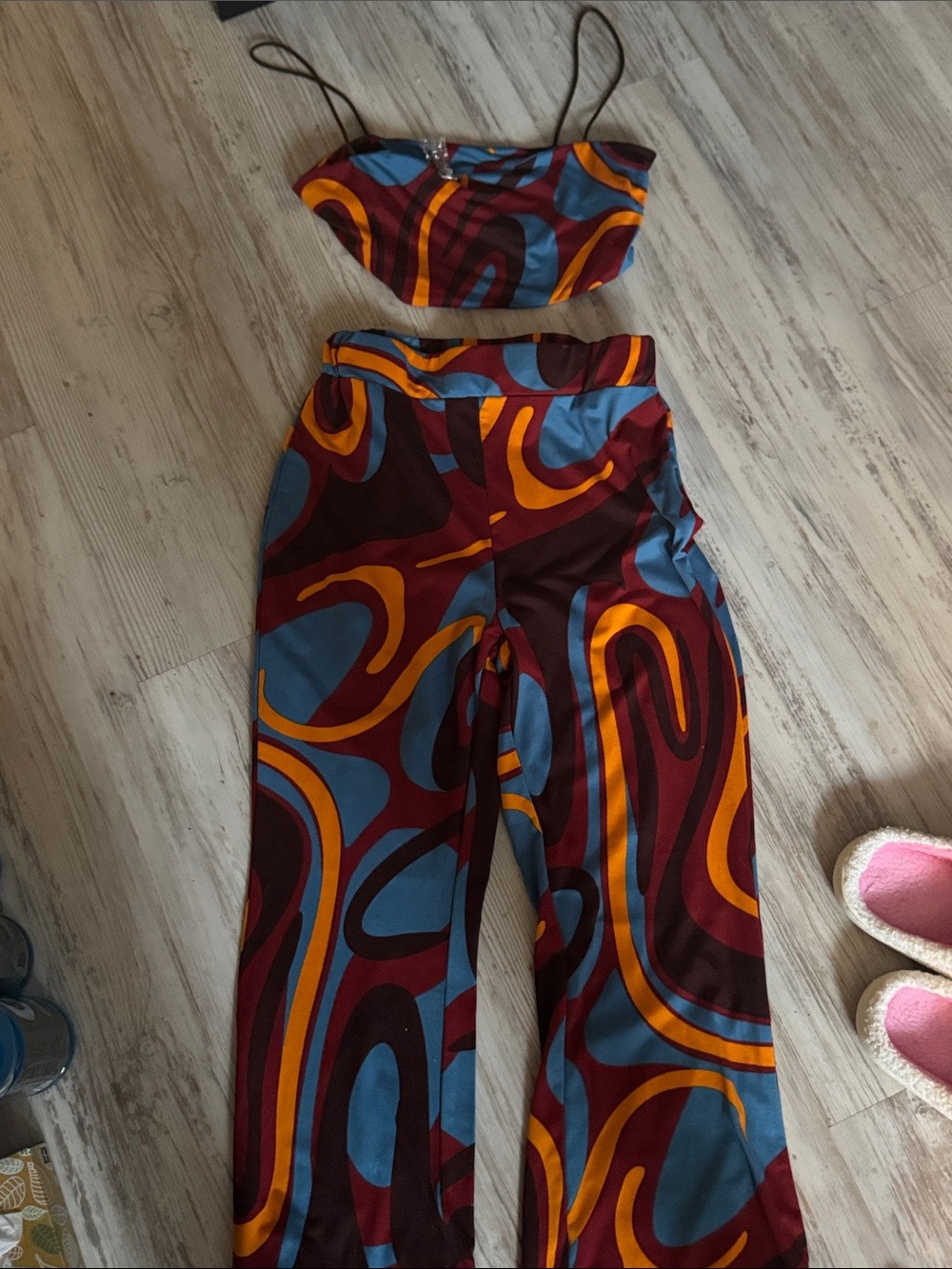 High-Waist Wide-Leg Pants in Multicolor Swirl Print